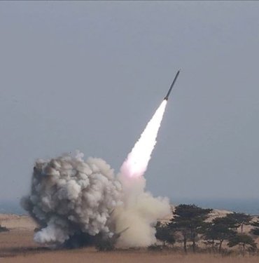 Japonya’da gözlem uyduları taşıyan H3 roketi başarıyla fırlatıldı