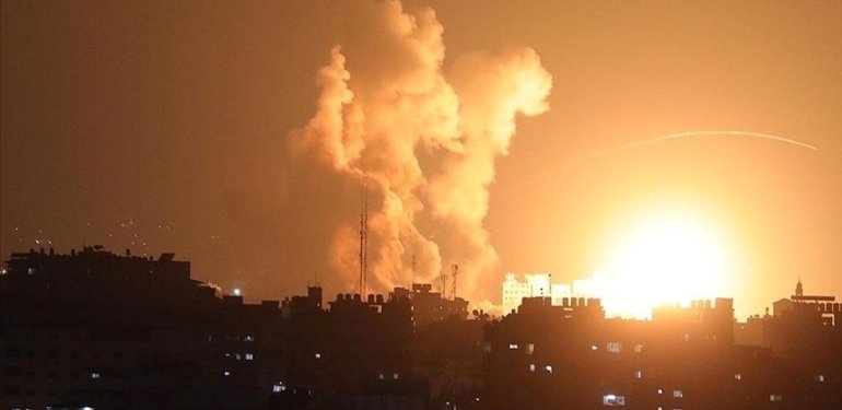 İsrail’in Gazze’nin merkezine düzenlediği saldırılarda 44 kişi öldü