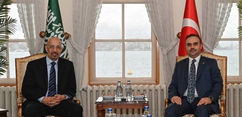 Bakan Kacır, Suudi Arabistan Yatırım Bakanı Al-Falih ile görüştü