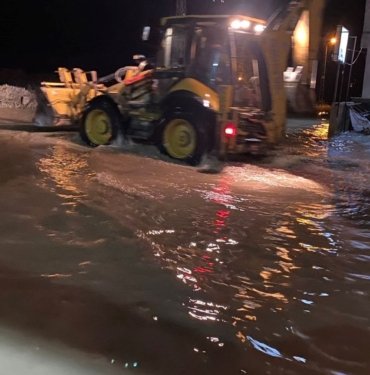 Hatay’da caddeler göle döndü