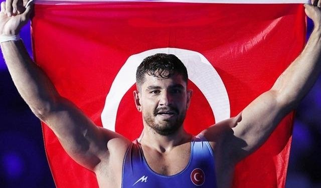 Milli güreşçi Taha Akgül, 11