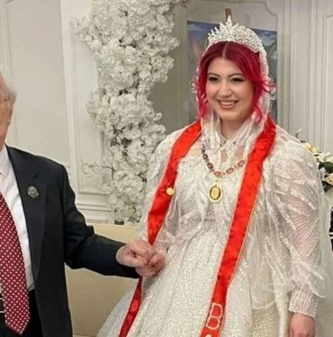 II. Abdülhamid’in torunu Berna Sultan Osmanoğlu kimdir?