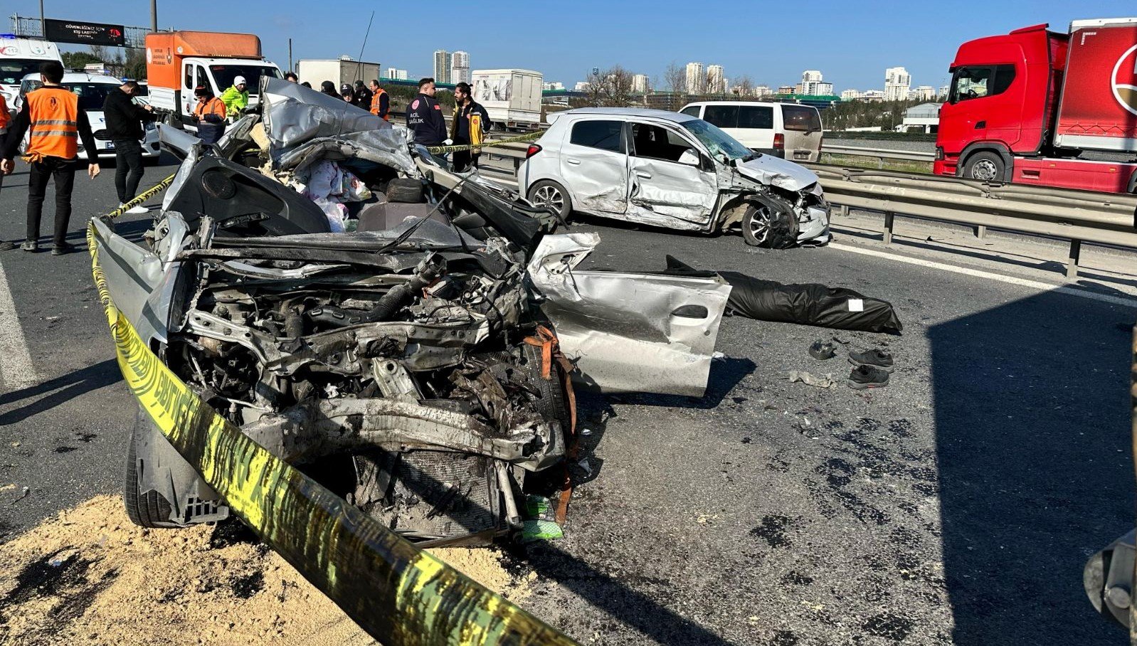 TEM Otoyolu’nda zincirleme trafik kazası: 1 ölü