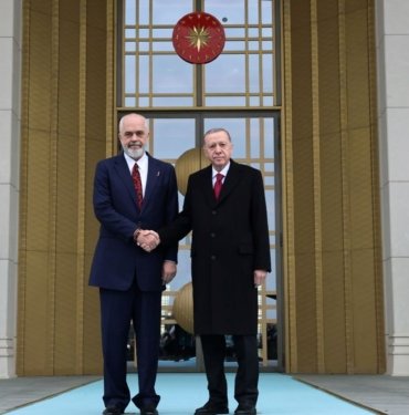 Arnavutluk Başbakanı Türkiye’de