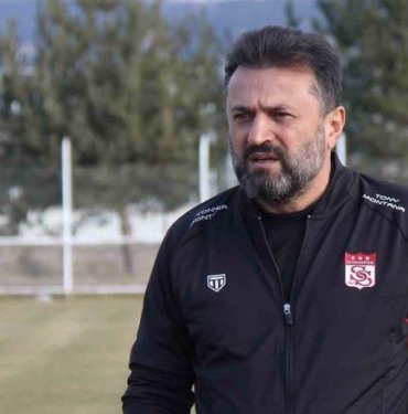 Bülent Uygun’dan taraftara sitem: “Akıl vermeyi bırakın”
