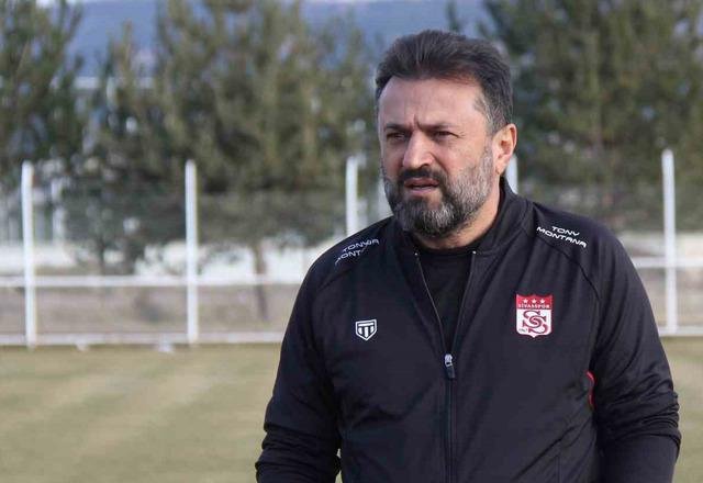 Bülent Uygun’dan taraftara sitem: “Akıl vermeyi bırakın”