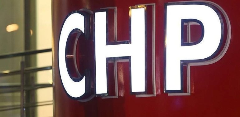 Manisa’da CHP’nin listesi gecikti