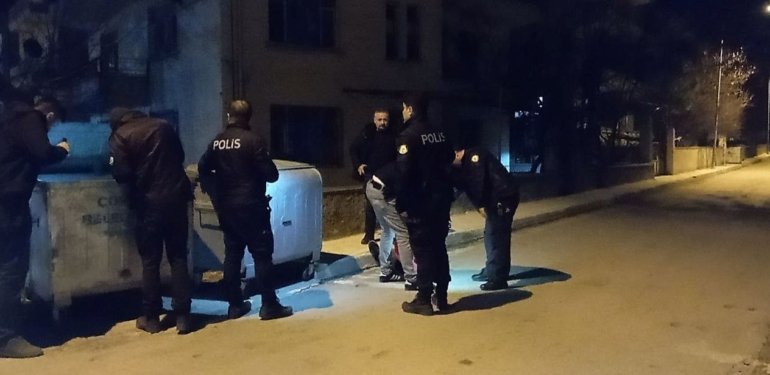 Oğullarının kavgasını ayıran baba bıçaklandı