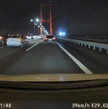 15 Temmuz Şehitler Köprüsü’nde 6 araçlık zincirleme kaza