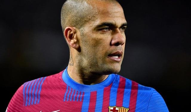 Brezilyalı yıldız Dani Alves cinsel saldırı suçundan hapis cezası aldı