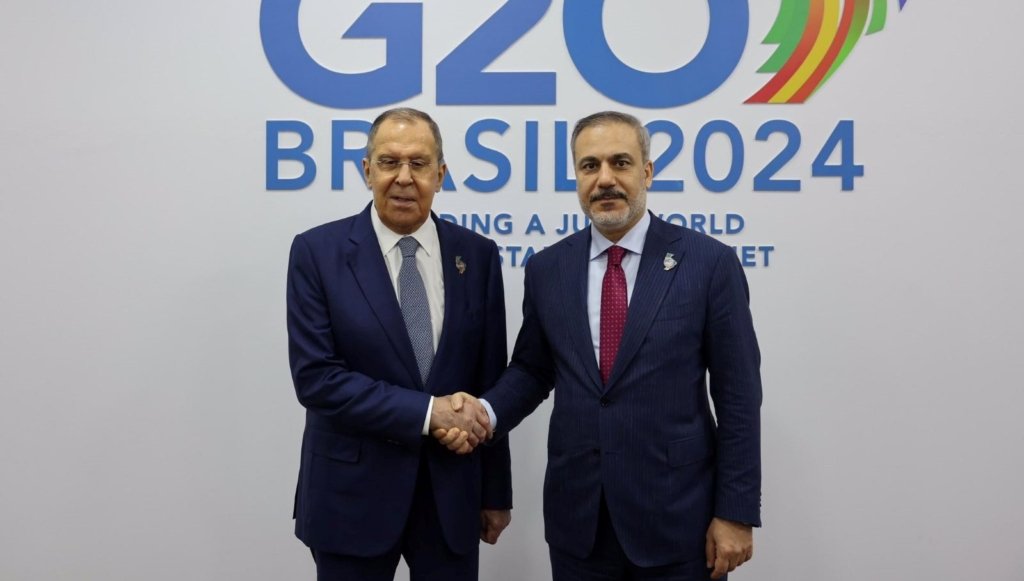 Fidan, Rus mevkidaşı Lavrov’la bir araya geldi