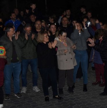 Karşıyaka’da 604 daireli sitede protesto: 16 milyon TL’lik usulsüz ihale