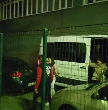 Ruhsatsız işyerinde çalışan Taylandlı 8 kadın ve 4 işletmeciye gözaltı