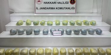 Hakkari’de arazide 40 kilo metamfetamin ele geçirildi