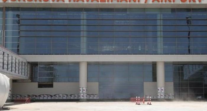 8 bakan eskitti, 2 kez temeli atıldı! Açılamayan havalimanına tepki geldi: 2011