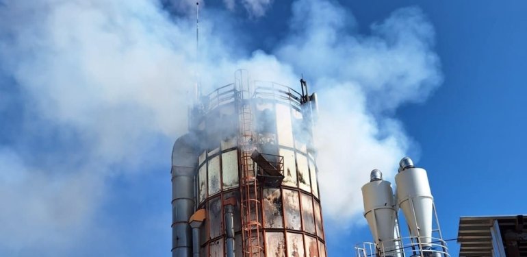 Oyuncu Necati Şaşmaz’ın fabrikasında patlama ve yangın