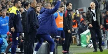 Fenerbahçeli taraftarlardan yıldız isme protesto! Oyundan çıkarken tüm stat onu ıslıkladı