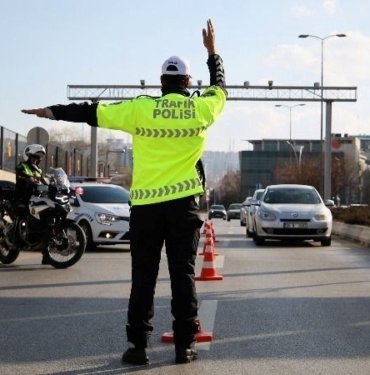 Trafiği tehlikeye atanlara para cezası