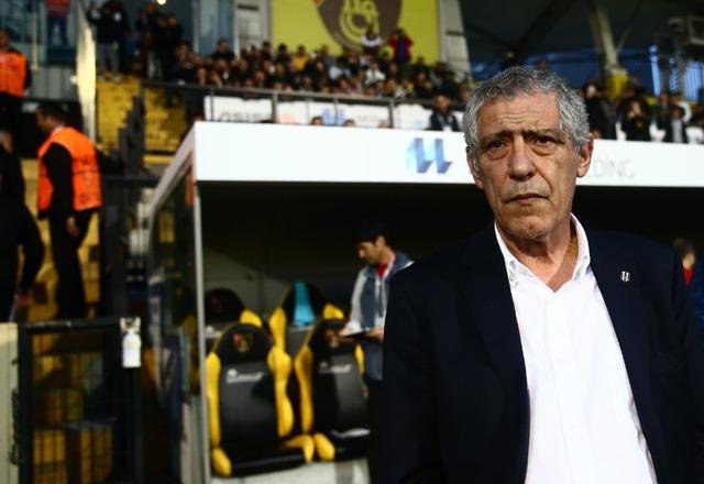Beşiktaş Teknik Direktörü Fernando Santos, Galatasaray maçını es geçerek konuştu!