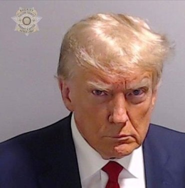 Trump: Sabıka fotoğrafım siyahi seçmenlere hitap ediyor