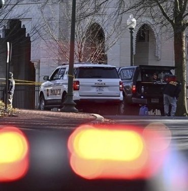 İsrail’in Washington Büyükelçiliği önünde bir kişi kendini yaktı: Asker olduğu ortaya çıktı