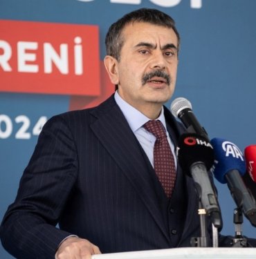 Bakan Tekin: Sınıf tekrarı ve devamsızlık affıyla ilgili taviz vermeyeceğiz