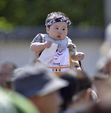 Japonya’da doğum oranları rekor seviyede düştü