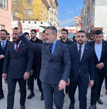 Yeniden Refahlı Kılıç