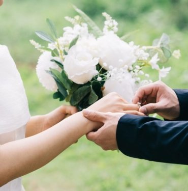 Çin’de yeni evlenenlere piyango bileti verilecek