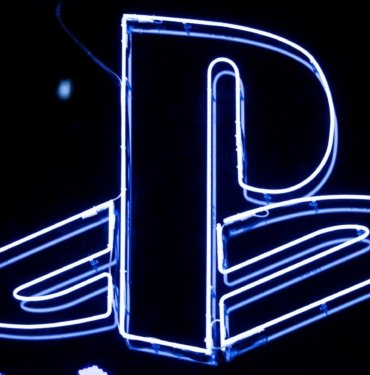 Sony, PlayStation’da 900 kişiyi işten çıkarıyor: Projeler iptal edildi