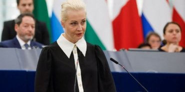 Navalni’nin eşi Yulia’dan Putin’e sert eleştiri: Kanlı bir canavar