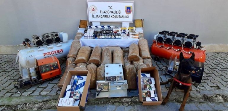 Elazığ’da kaçak 47 bin makaron ve 340 kilo tütün ele geçirildi
