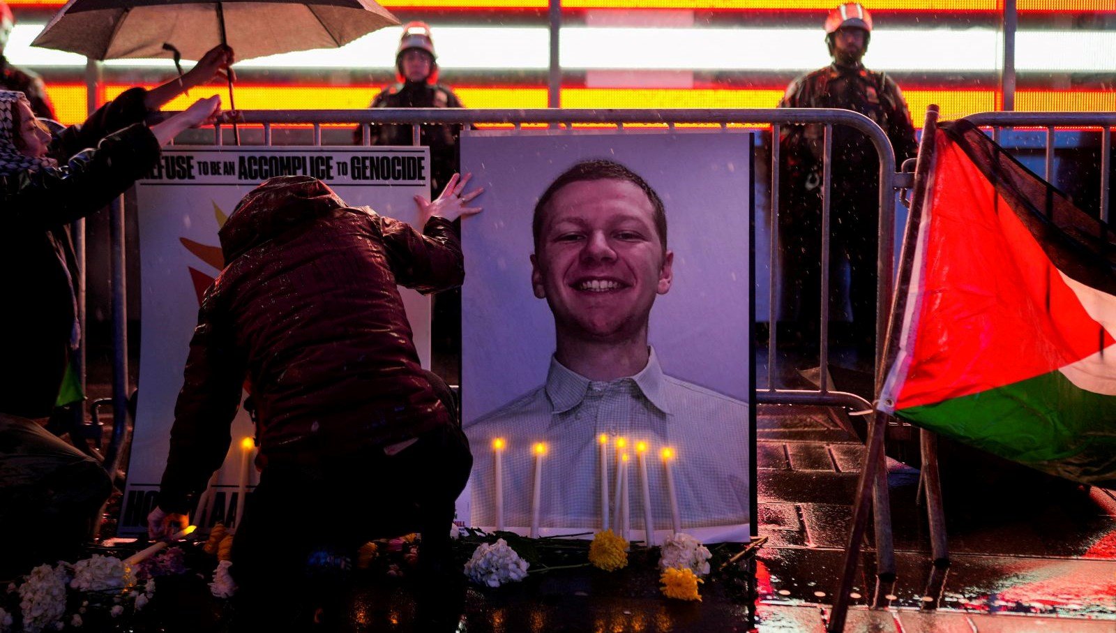 ABD Hava Kuvvetleri, kendini yakan Bushnell’in ölümünü “trajedi” olarak niteledi