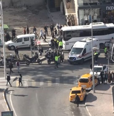 Çevik kuvvet aracının çarptığı Zeynep’ten acı haber