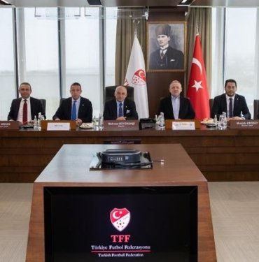 SON DAKİKA: Bugün açıklanması beklenen yayın ihalesi tarafların anlaşamaması nedeniyle iptal edildi! TFF resmen açıkladı