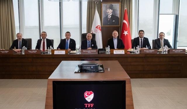 SON DAKİKA: Bugün açıklanması beklenen yayın ihalesi tarafların anlaşamaması nedeniyle iptal edildi! TFF resmen açıkladı