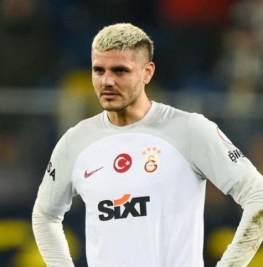 Her şey aldığı cezadan sonra oldu! Mauro Icardi derbi öncesi Okan Buruk ile özel olarak görüştü