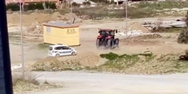 “Dur” ihtarına uymayan ehliyetsiz traktör sürücüsüne para cezası