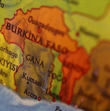 Gana parlamentosu karanlığa gömüldü
