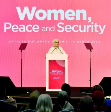 Emine Erdoğan: Kadınların dahil edilmediği bir barış sürecinin başarıyla sonuçlanması beklenemez