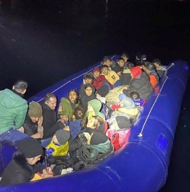 Çanakkale açıklarında 31 kaçak göçmen yakalandı