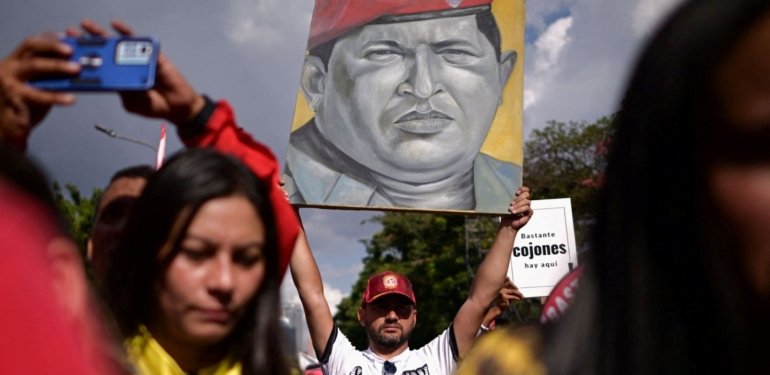Venezuela, devrimci lider Chavez’i andı