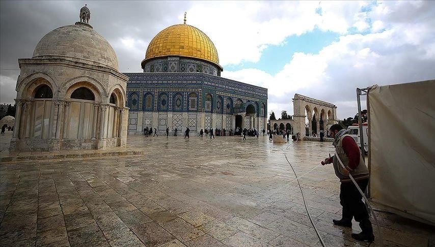 İsrail, Mescid-i Aksa’ya belirli sayıda Müslüman’ın girmesine izin verecek