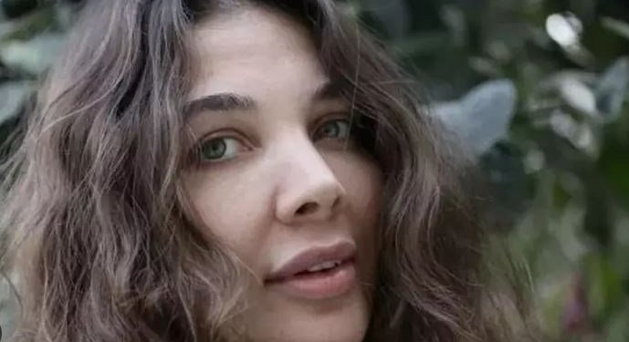 Yazar Eylem Tok kimdir? (Eylem Tok’un özgeçmişi ve kitapları)