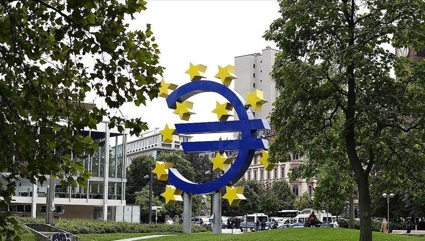 Euro Bölgesi’nde perakende satışlar yükseldi