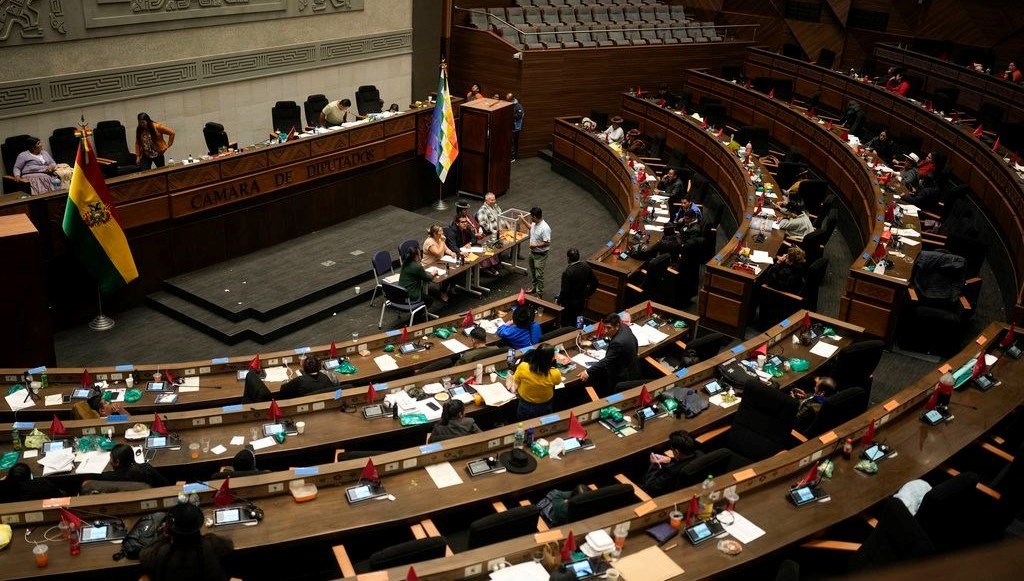 Bolivya’da yerlilerin kongresinde yumruklu kavga