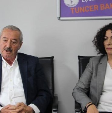 DEM Parti İzmir adayları: “Cemil Tugay bizimle fotoğraf vermek istemedi”