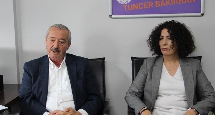DEM Parti İzmir adayları: “Cemil Tugay bizimle fotoğraf vermek istemedi”