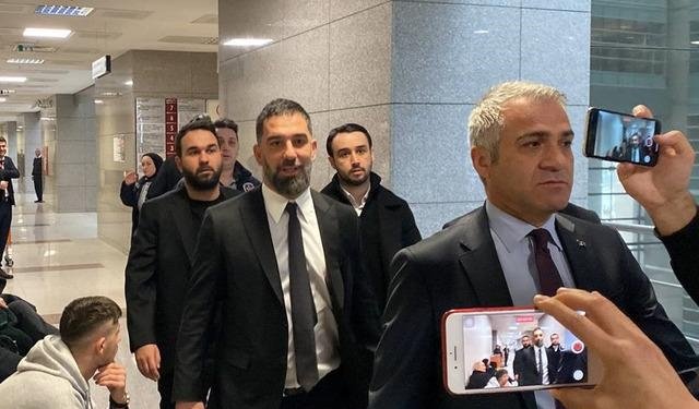 Seçil Erzan davasında Arda Turan da konuştu! ‘Ben biraz safım’ diyerek anlattı, kaybettiği para ise dudak uçuklattı: Paramı istiyorum…