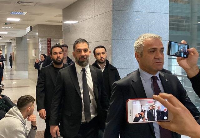 Seçil Erzan davasında Arda Turan da konuştu! ‘Ben biraz safım’ diyerek anlattı, kaybettiği para ise dudak uçuklattı: Paramı istiyorum…
